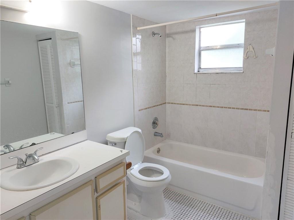 The Gardens North Eight C - Residential Lease