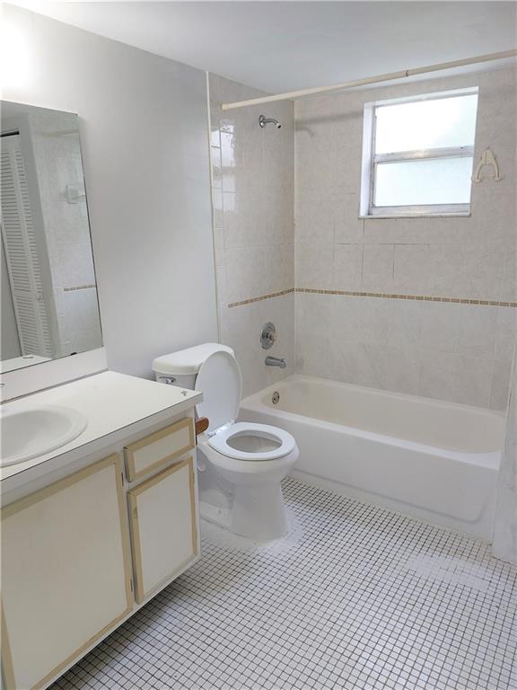 The Gardens North Eight C - Residential Lease