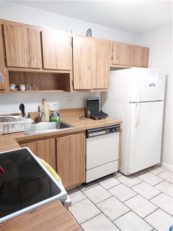 The Gardens North Eight C - Residential Lease