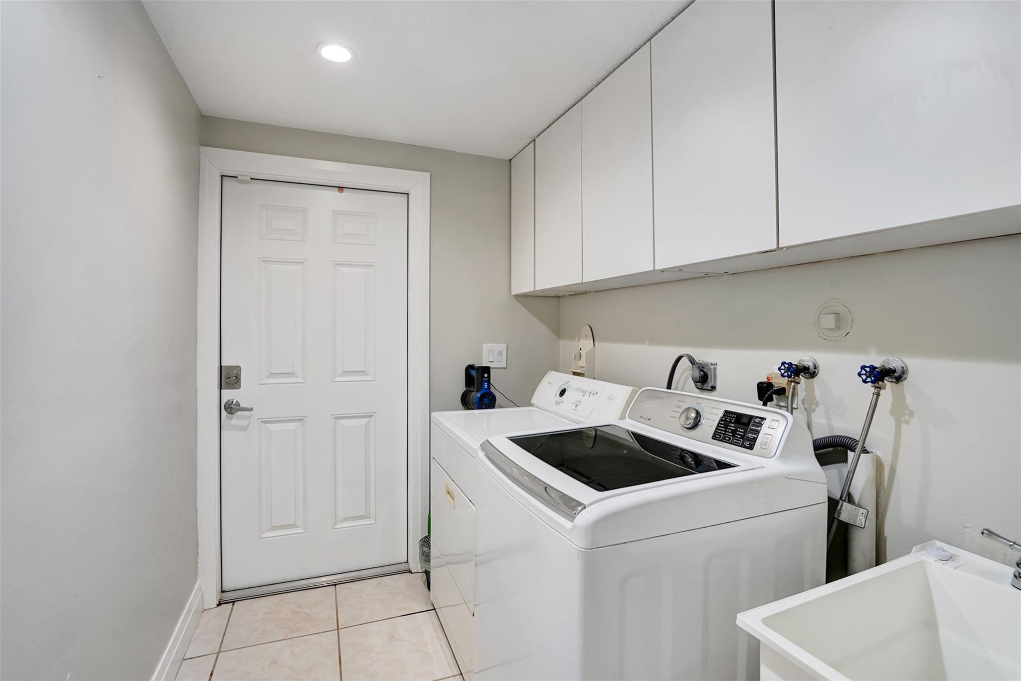 OAK WOOD - Residential