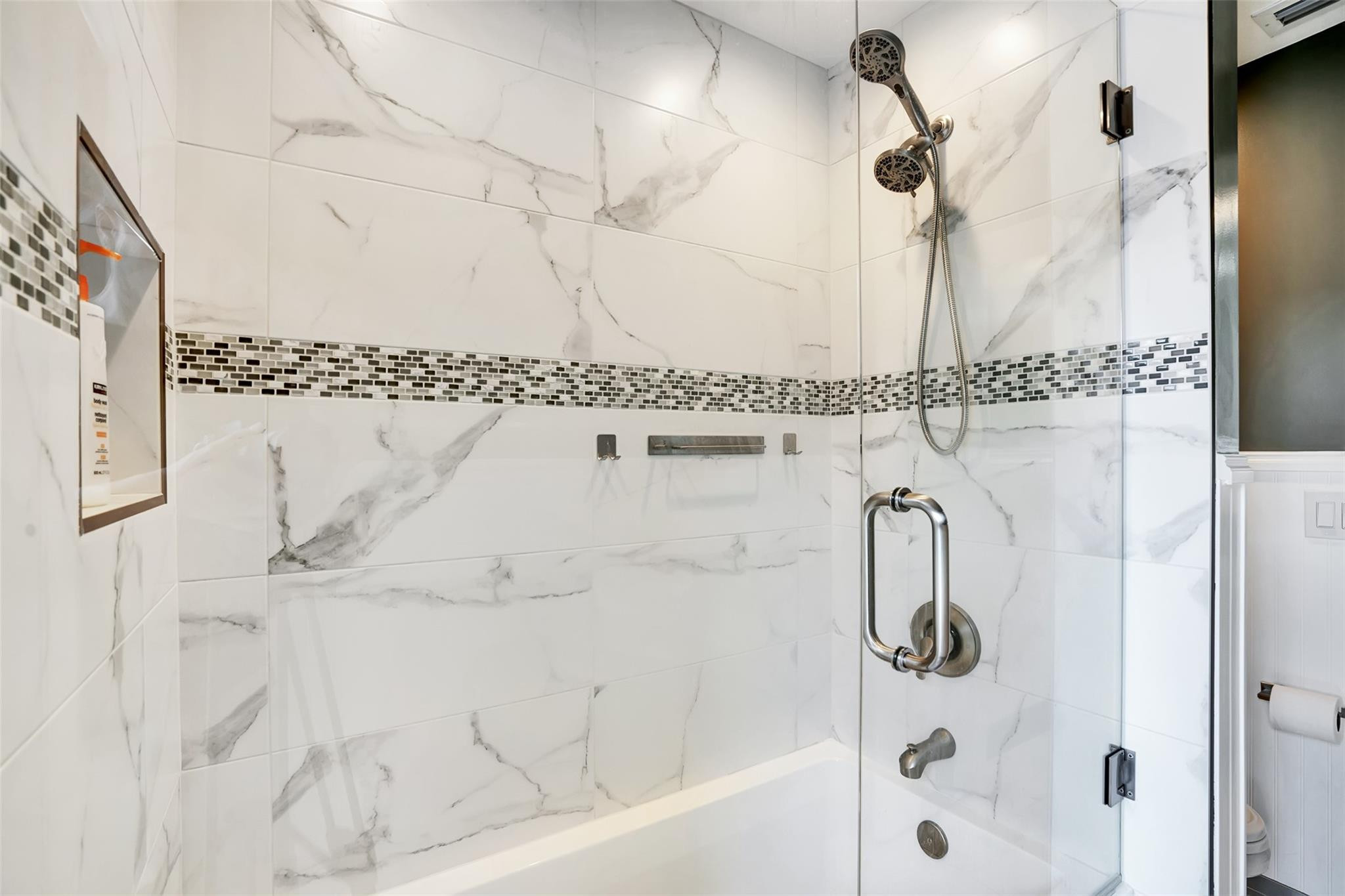 OAK WOOD - Residential