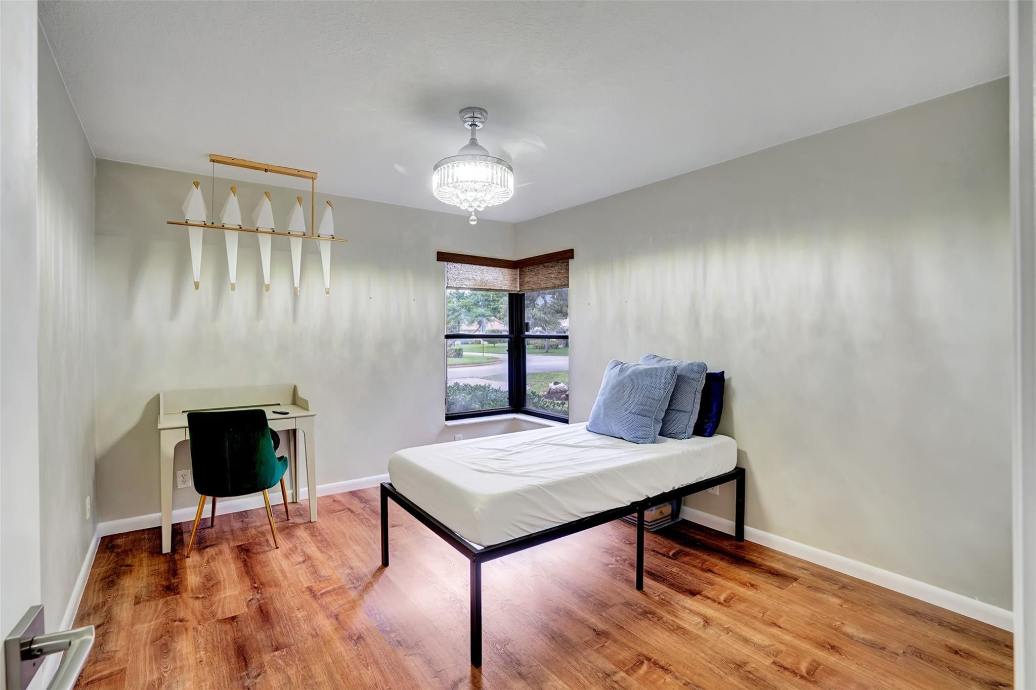 OAK WOOD - Residential