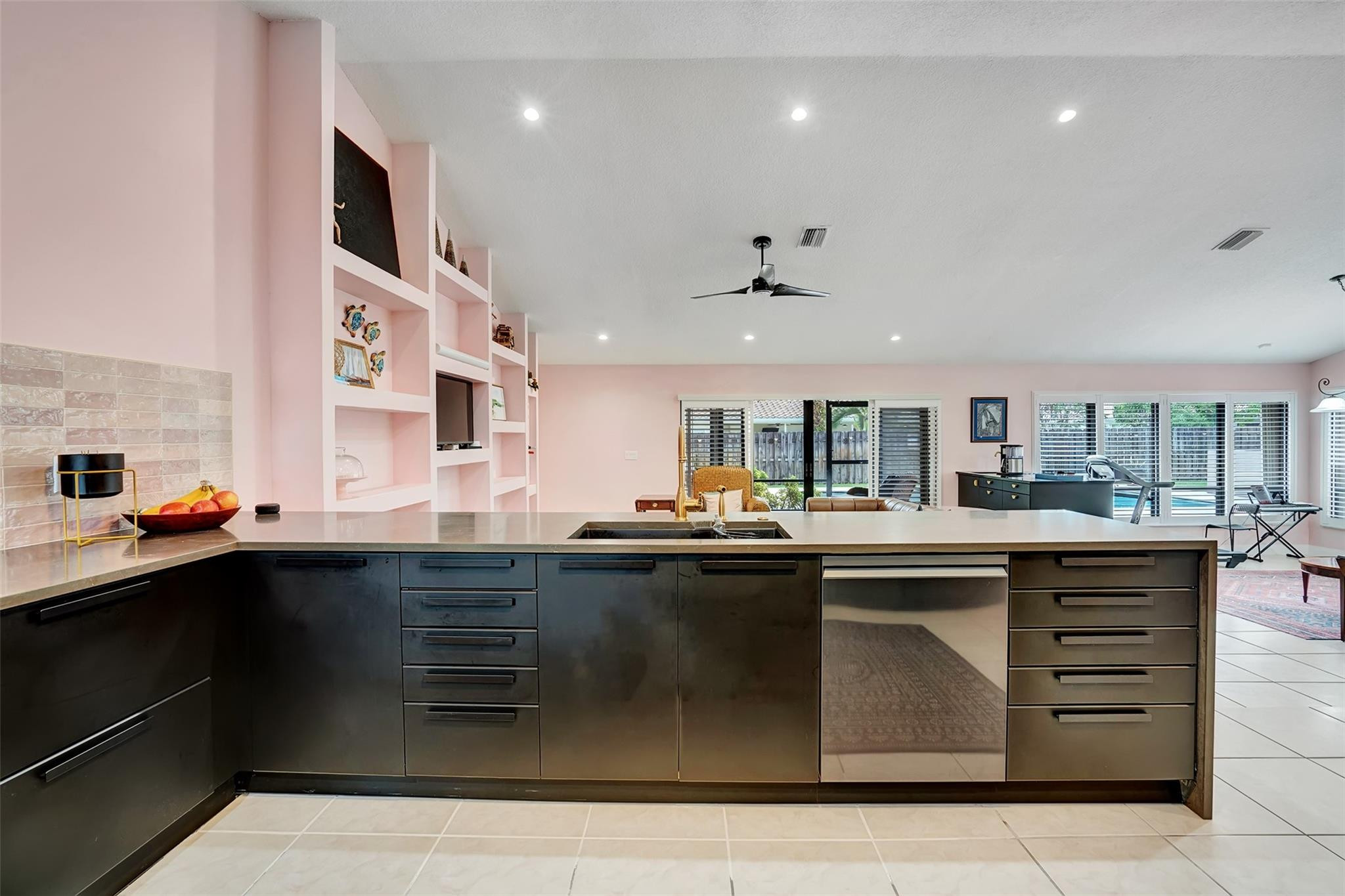 OAK WOOD - Residential