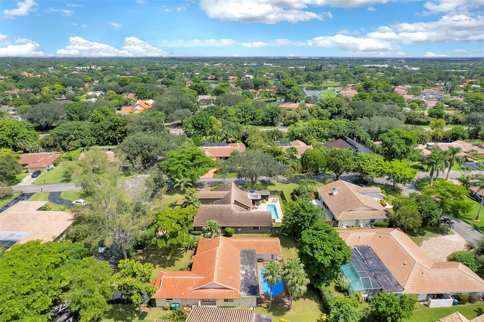 OAK WOOD - Residential