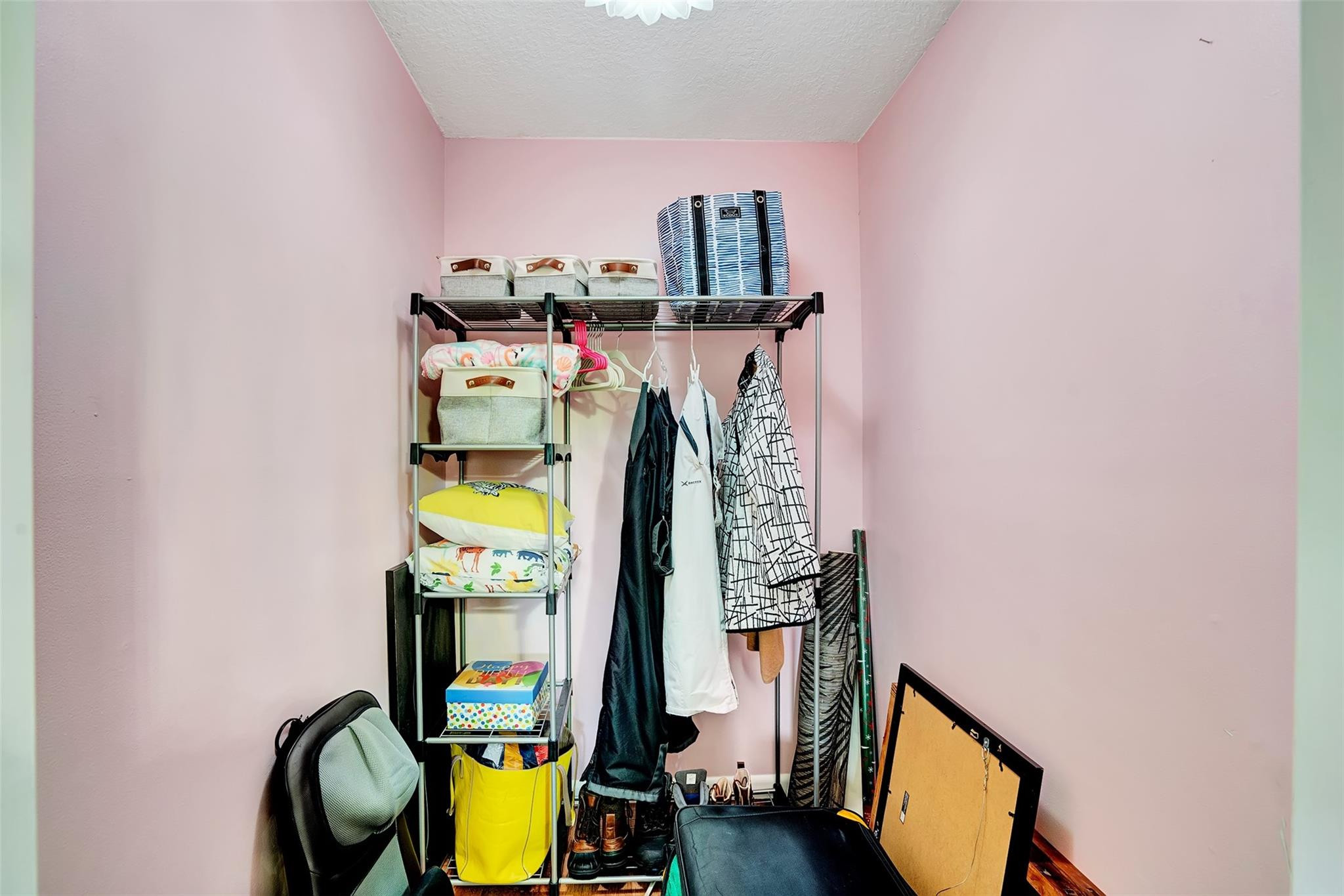 OAK WOOD - Residential