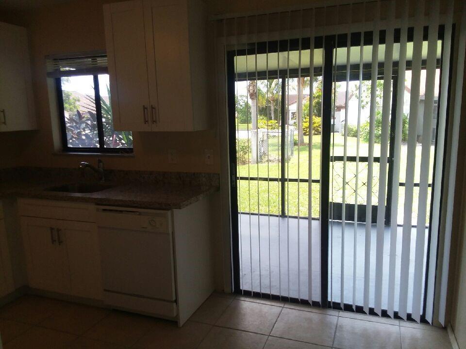 Villas Of Windmill Point - Residential Lease