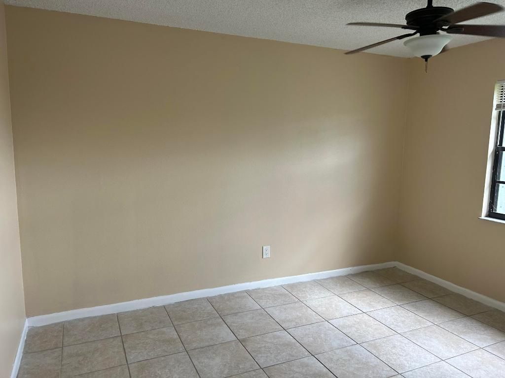 Photo of 2513 S 17th Street #207, Fort Pierce, FL 34982 (MLS # R10926080)