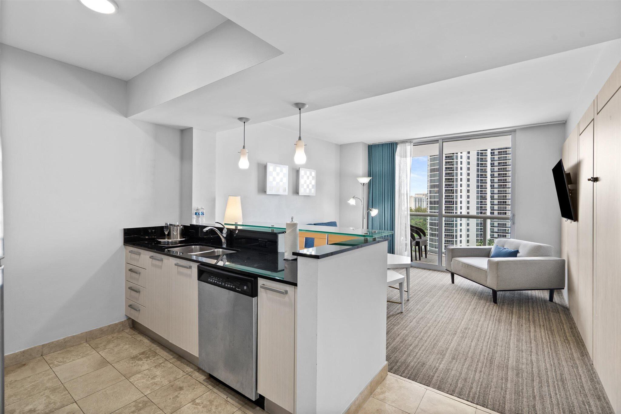 18683 Collins Avenue 1403