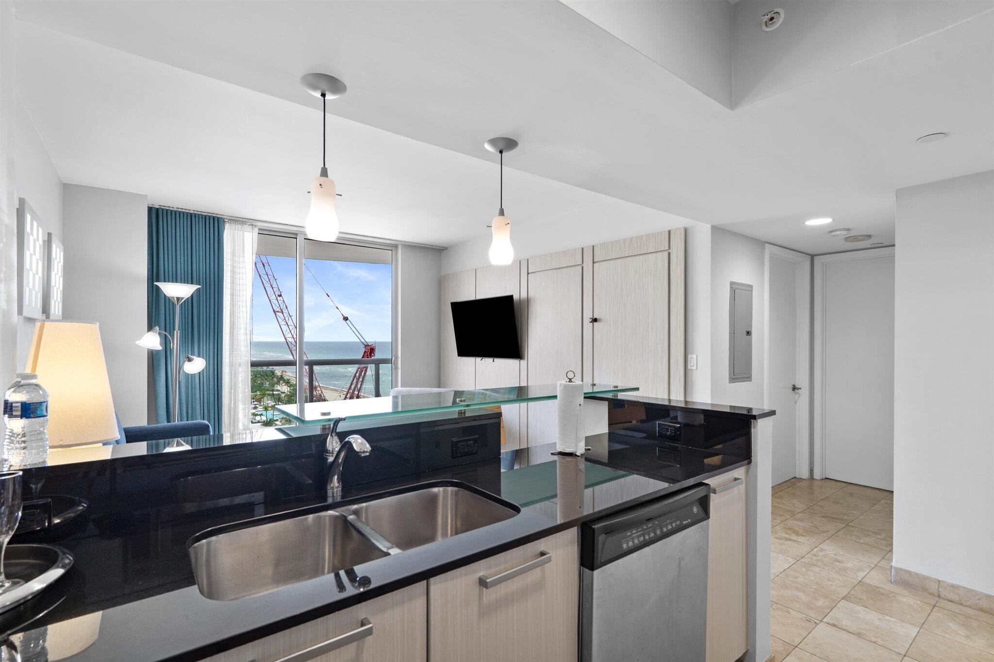 18683 Collins Avenue 1403