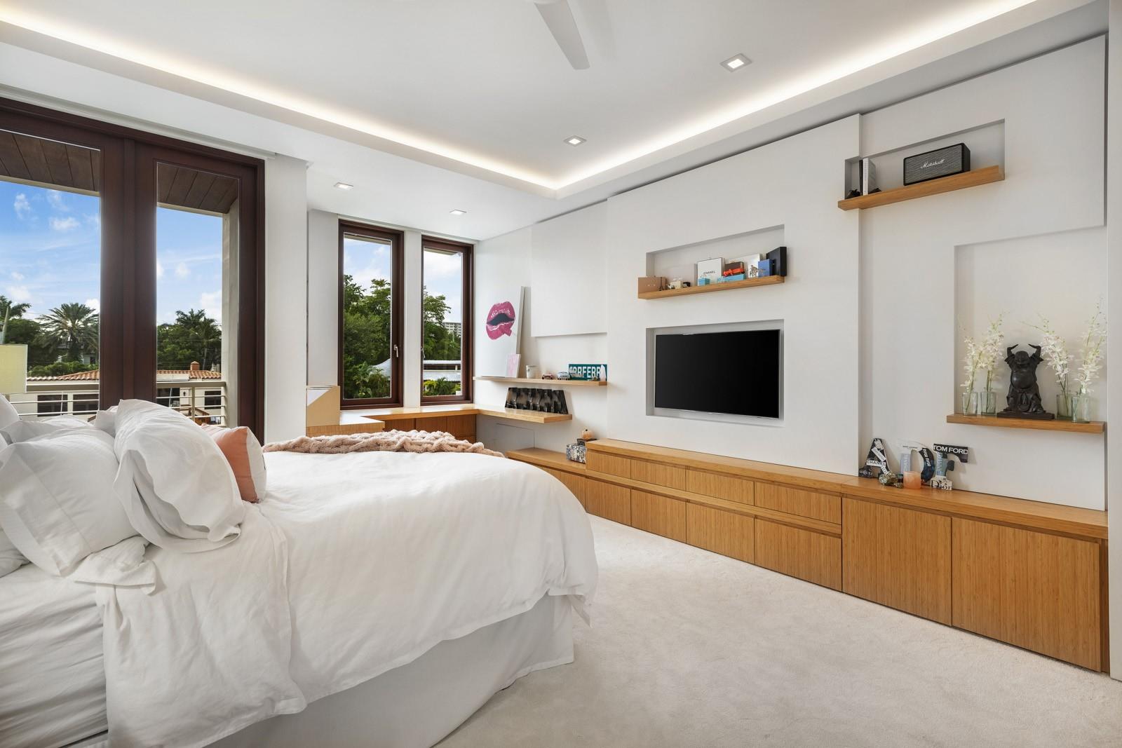 Pelican Isle 21-19 B - Residential