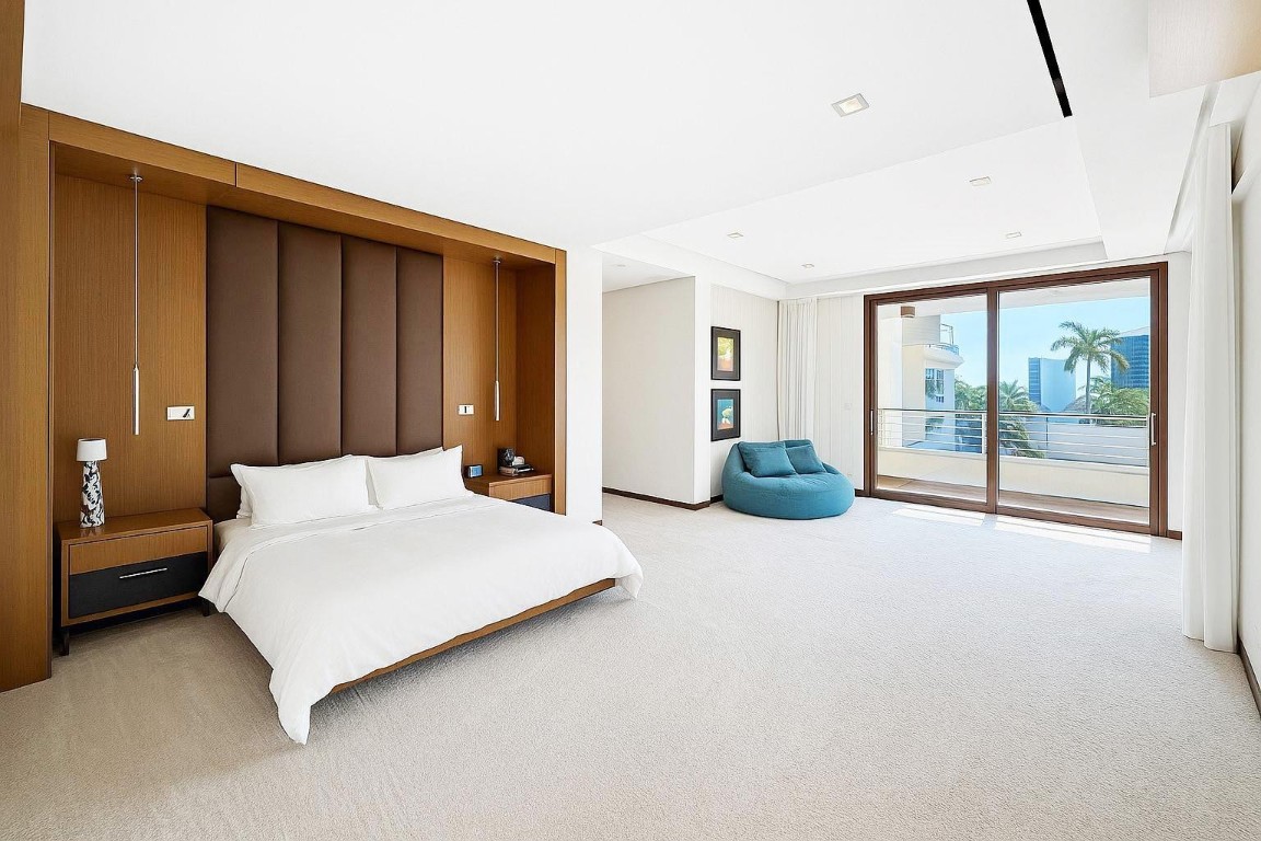 Pelican Isle 21-19 B - Residential