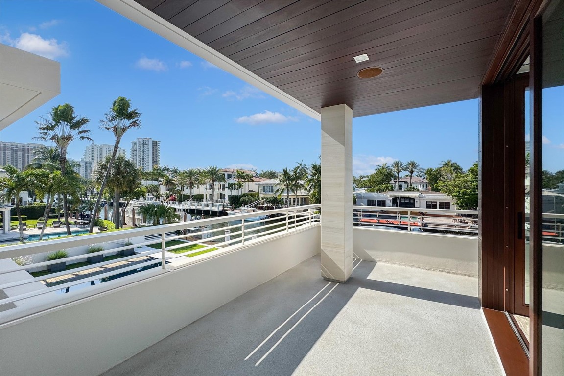 Pelican Isle 21-19 B - Residential