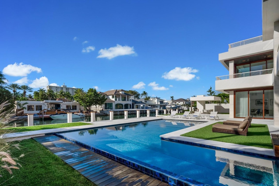 Pelican Isle 21-19 B - Residential