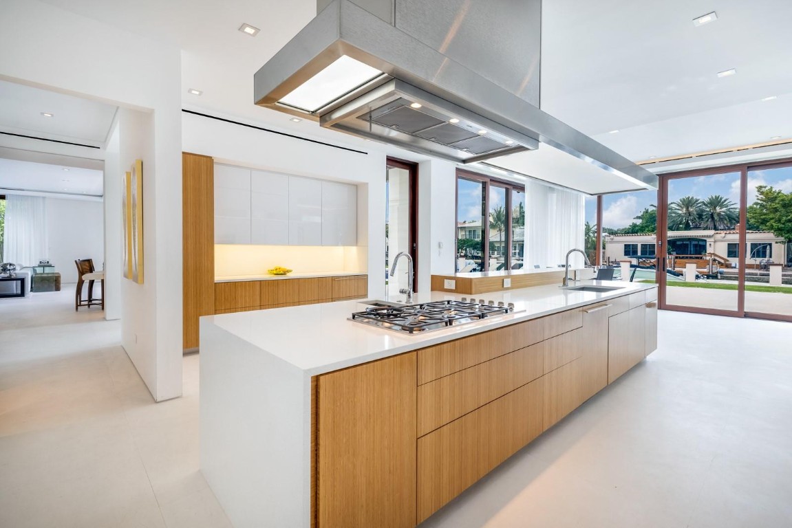 Pelican Isle 21-19 B - Residential