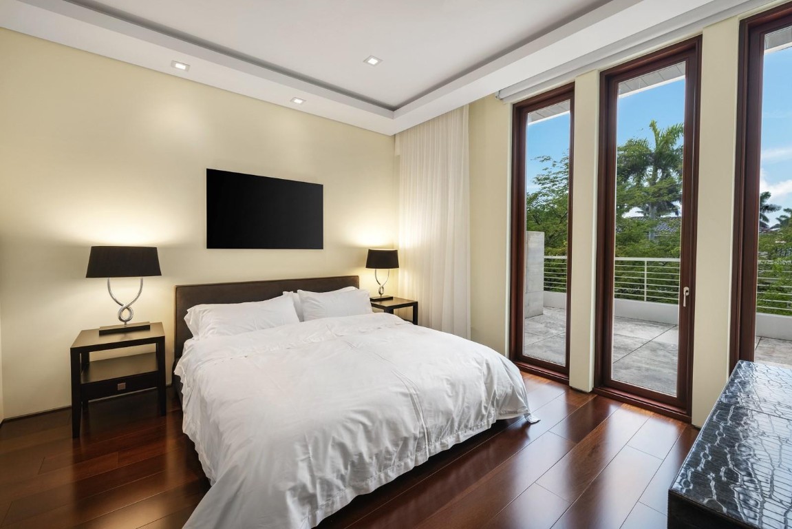 Pelican Isle 21-19 B - Residential