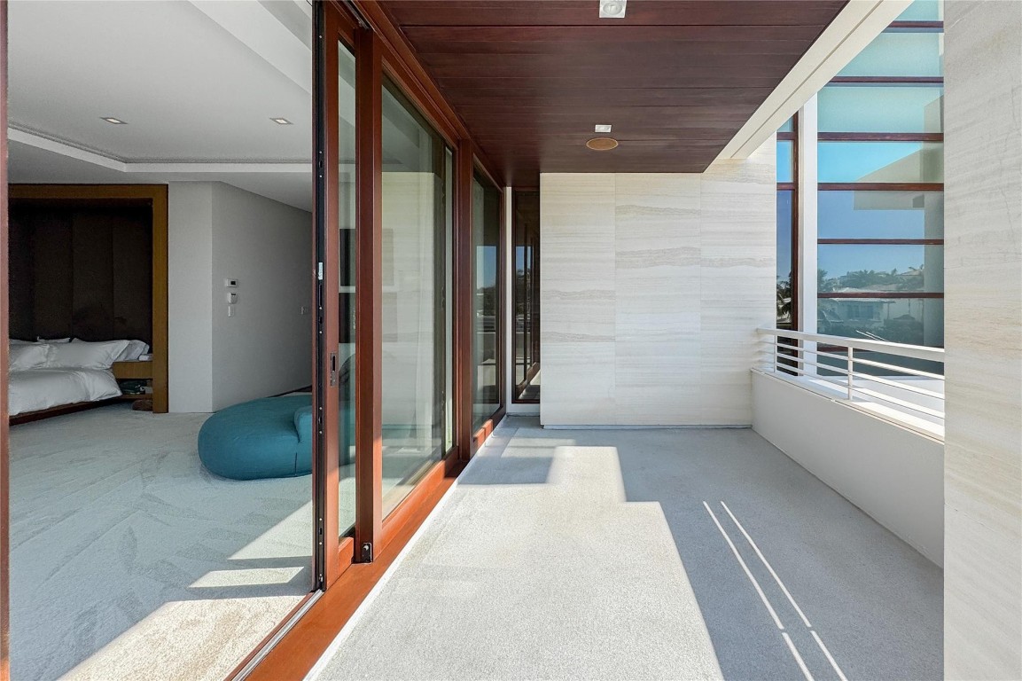 Pelican Isle 21-19 B - Residential