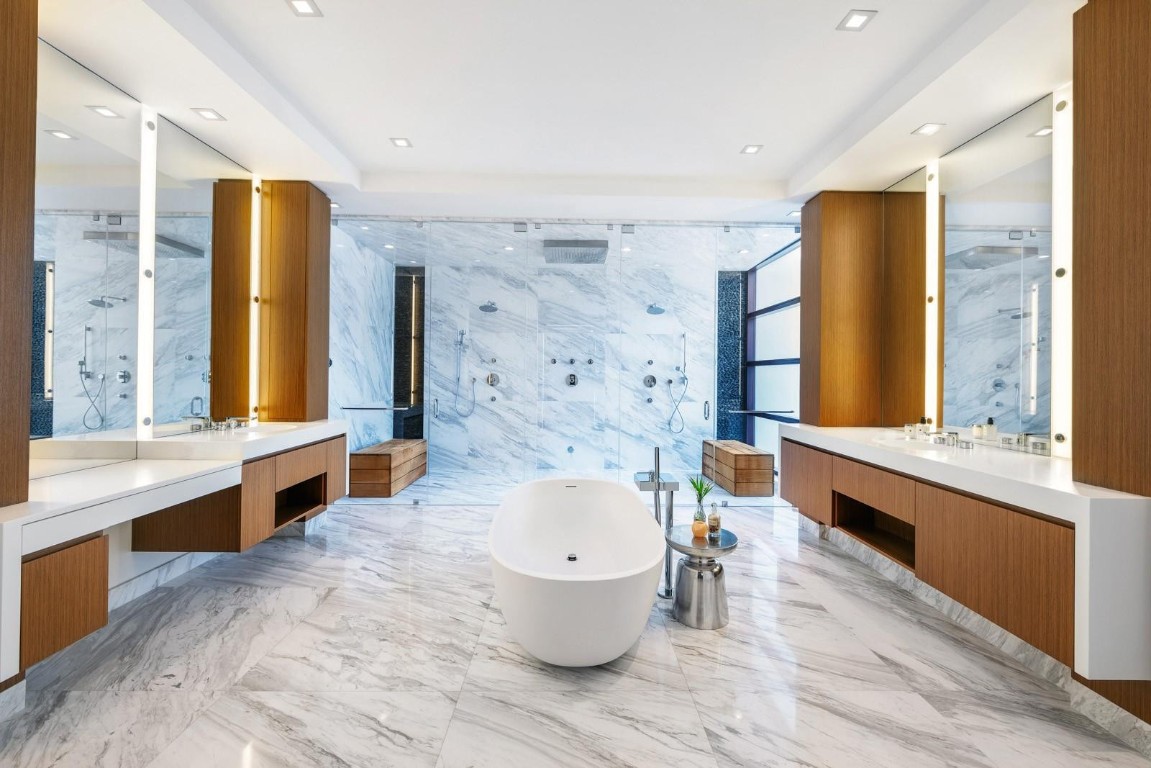 Pelican Isle 21-19 B - Residential