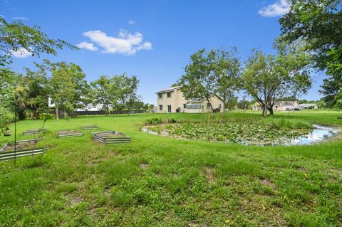 A home in Loxahatchee