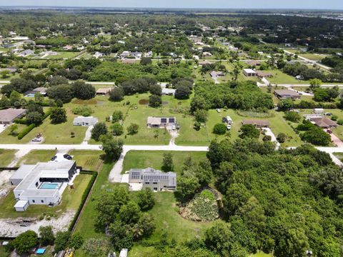 A home in Loxahatchee