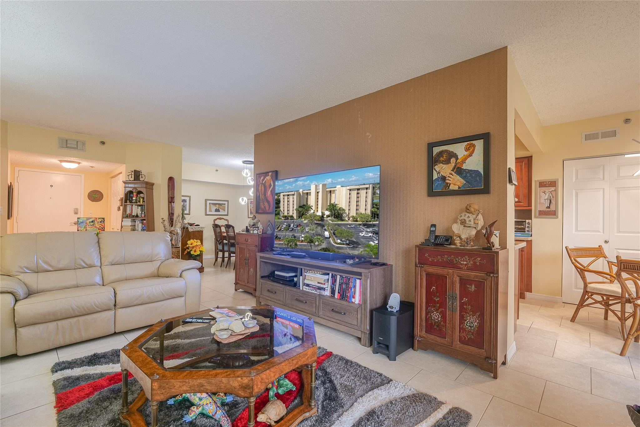 ENVIRON TOWERS - Residential