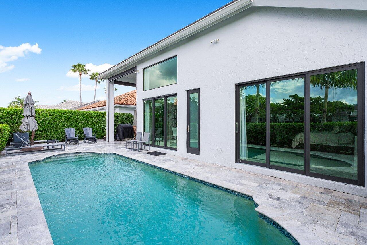 REGENTS SQUARE - Residential