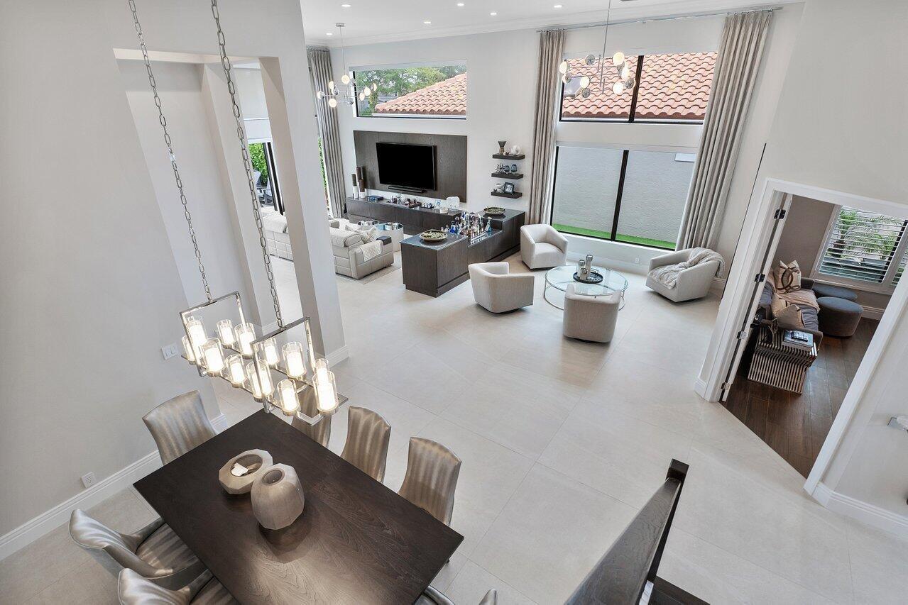 REGENTS SQUARE - Residential