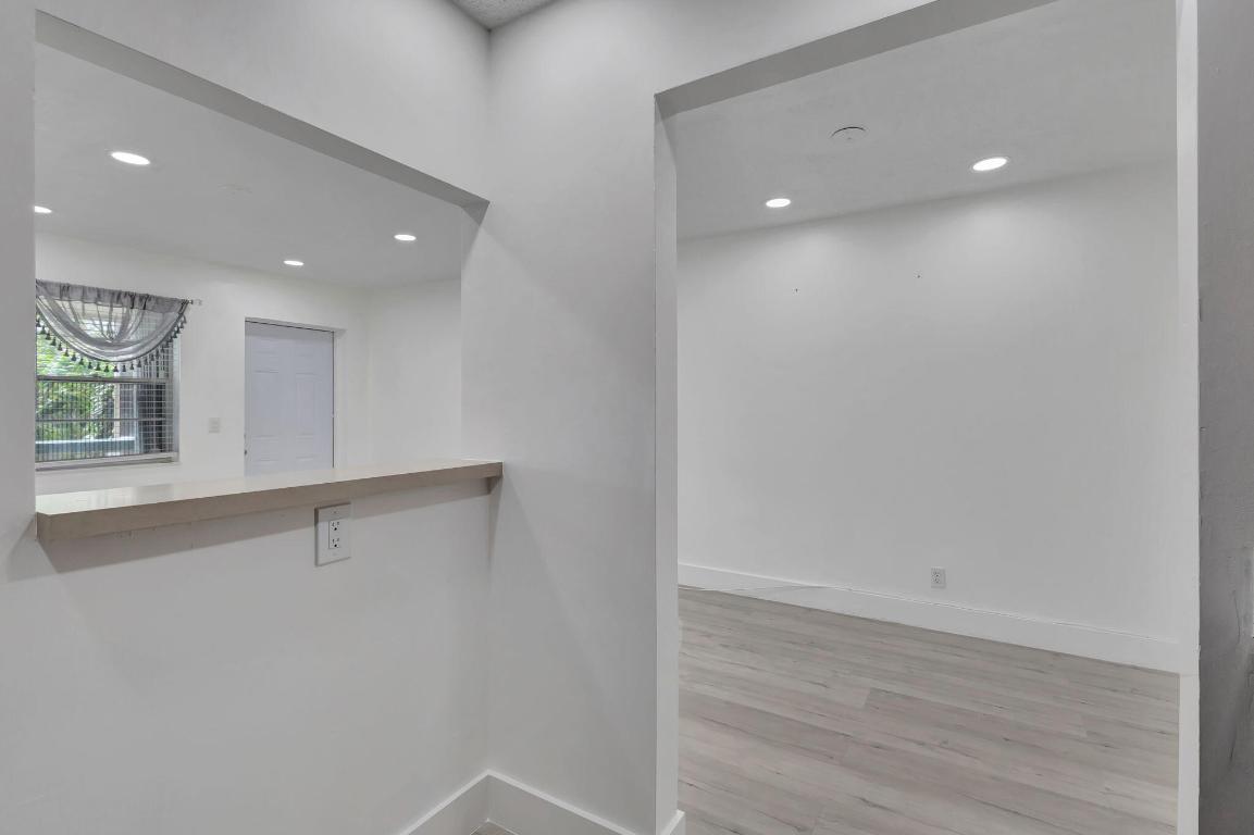 DORCHESTER CONDO - Residential