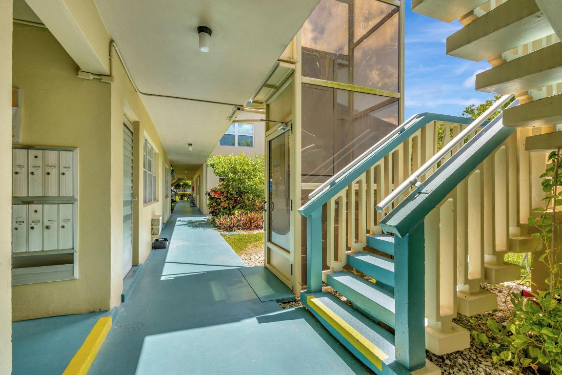 DORCHESTER CONDO - Residential