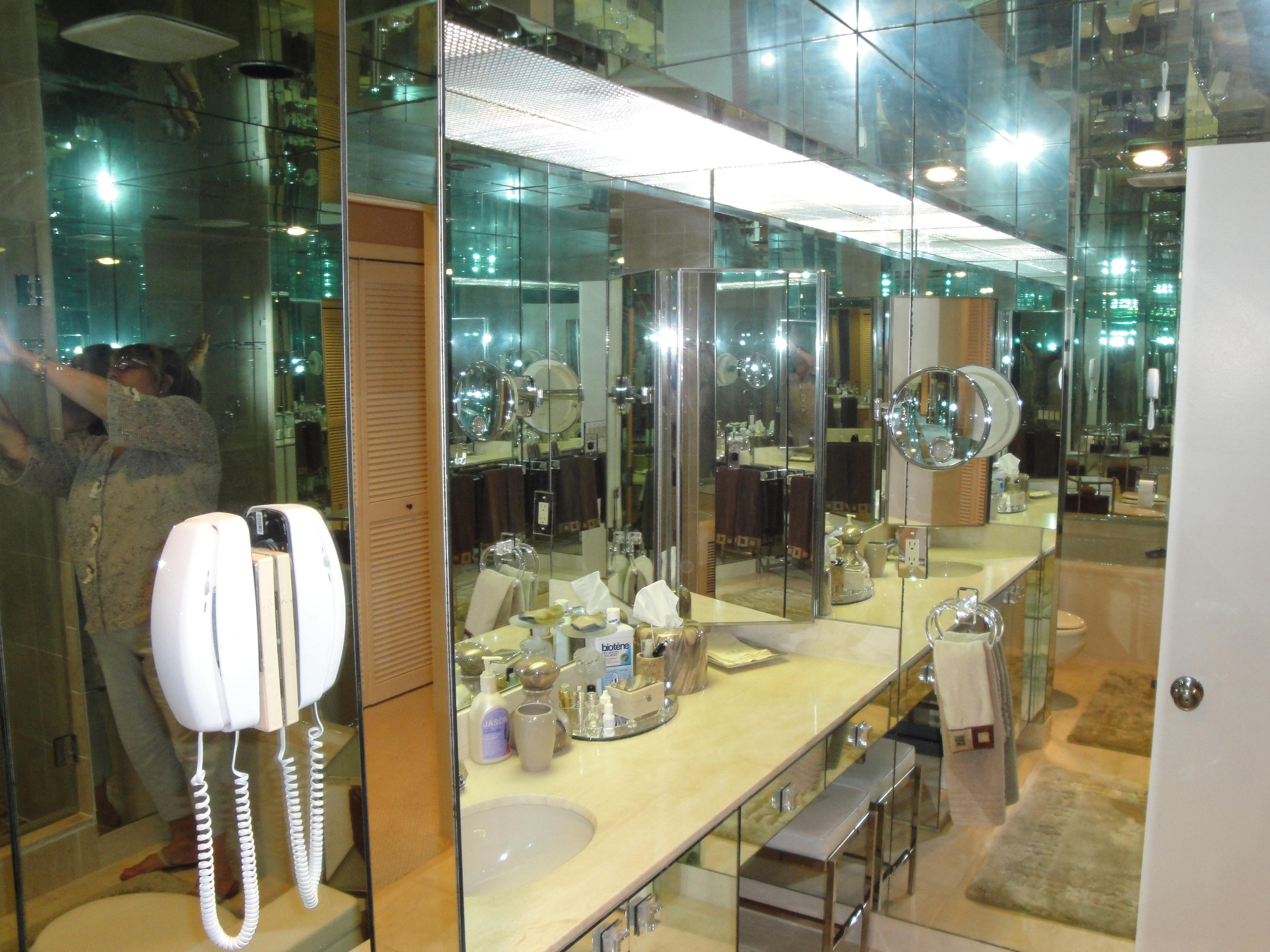 EASTGATE II AT HUNTERS RUN CONDO - Residential