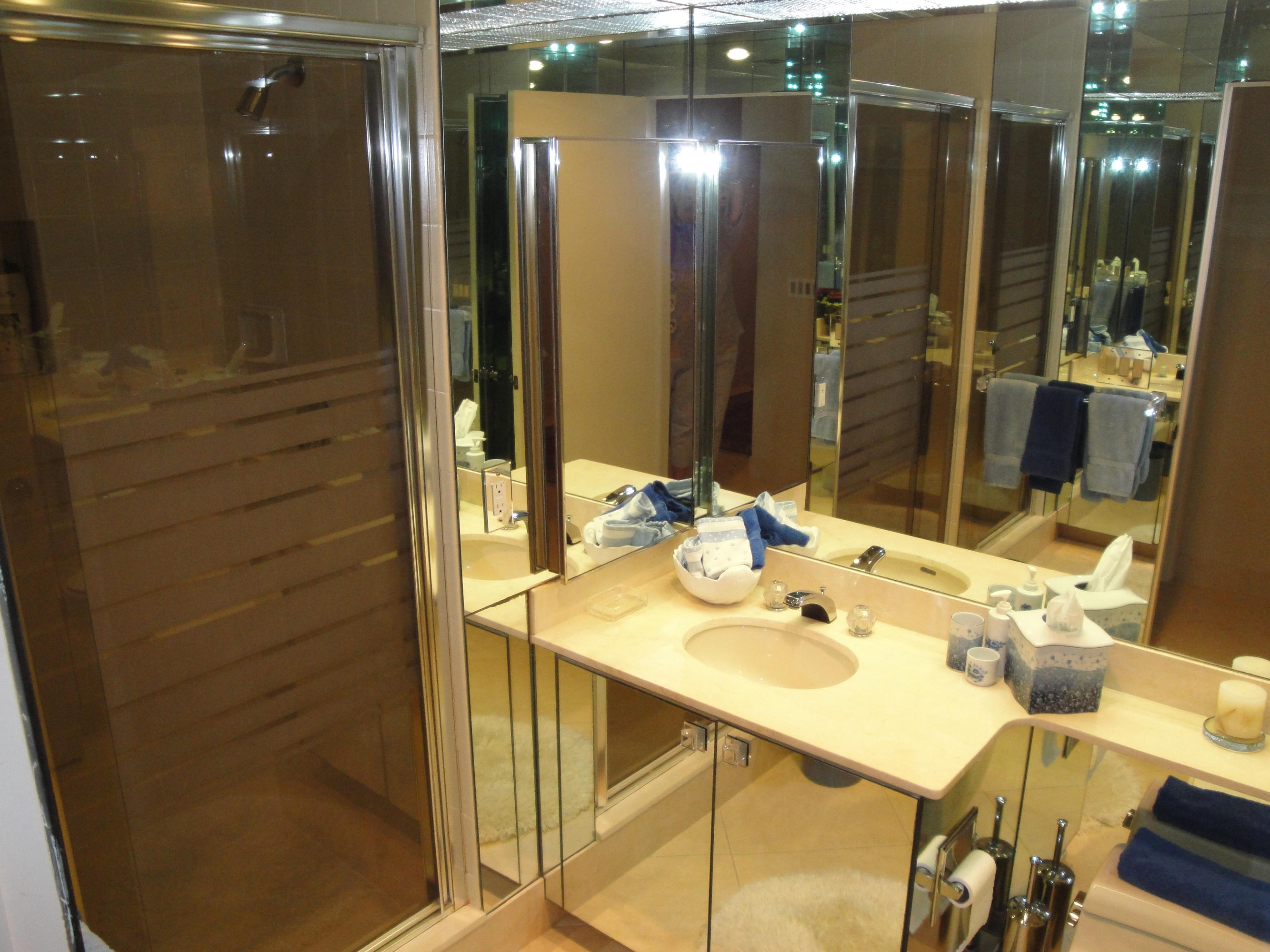 EASTGATE II AT HUNTERS RUN CONDO - Residential