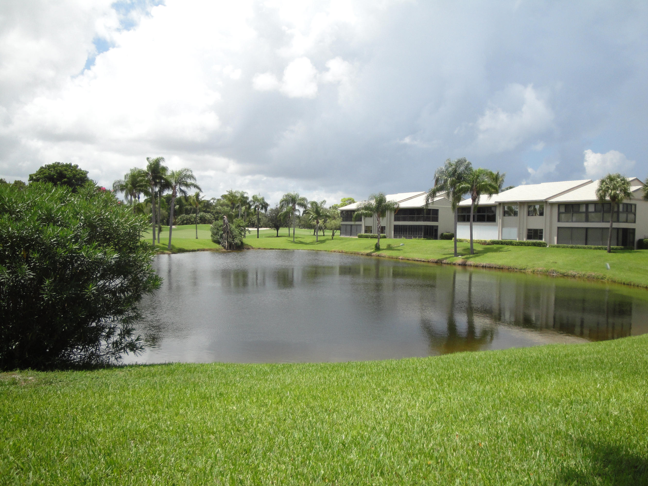 EASTGATE II AT HUNTERS RUN CONDO - Residential