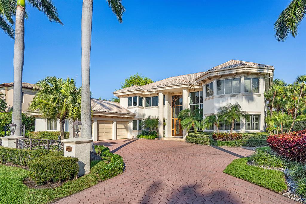 ROYAL PALM YACHT & COUNTRY CLUB - Residential