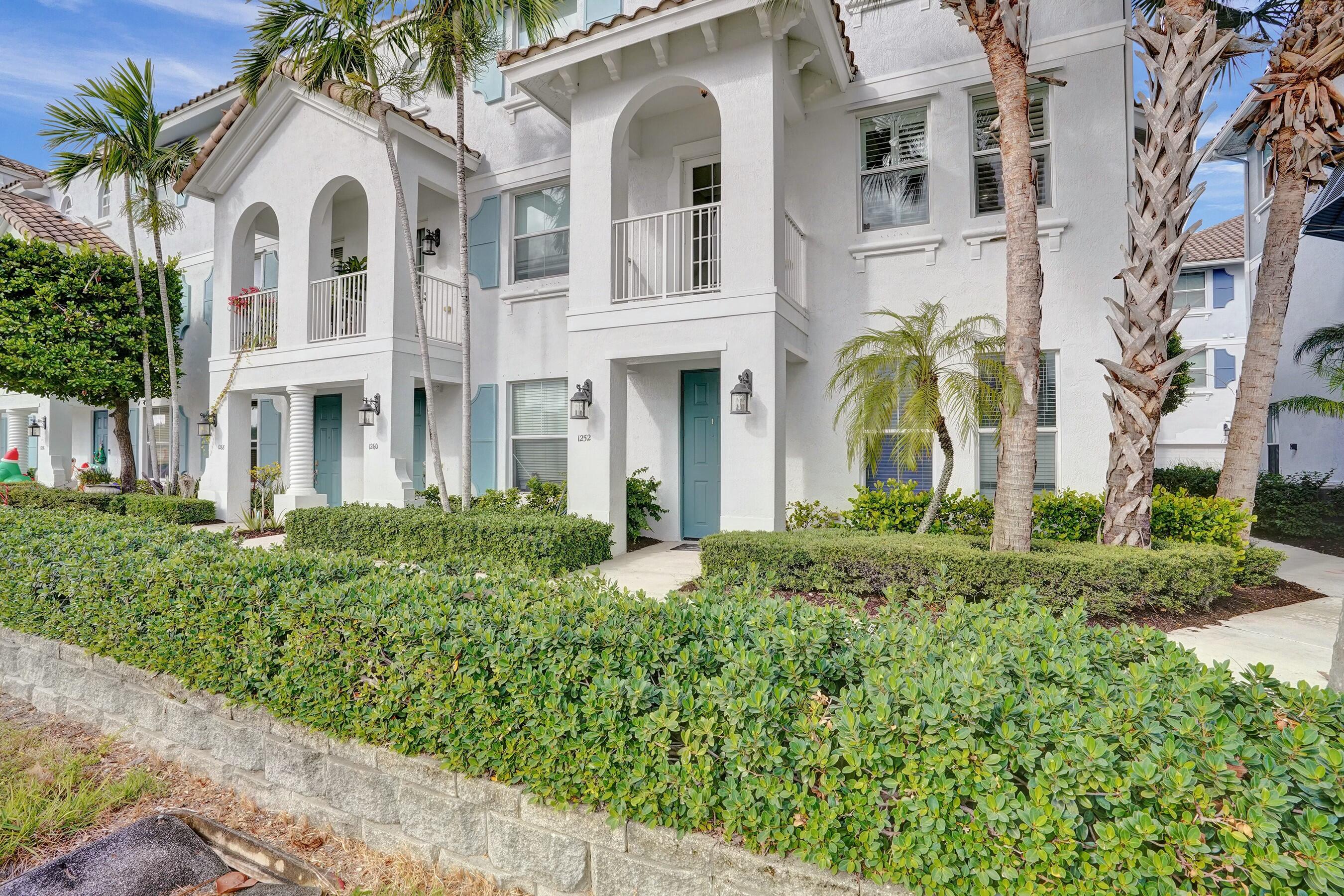 RENAISSANCE COMMONS PUD - Residential Lease