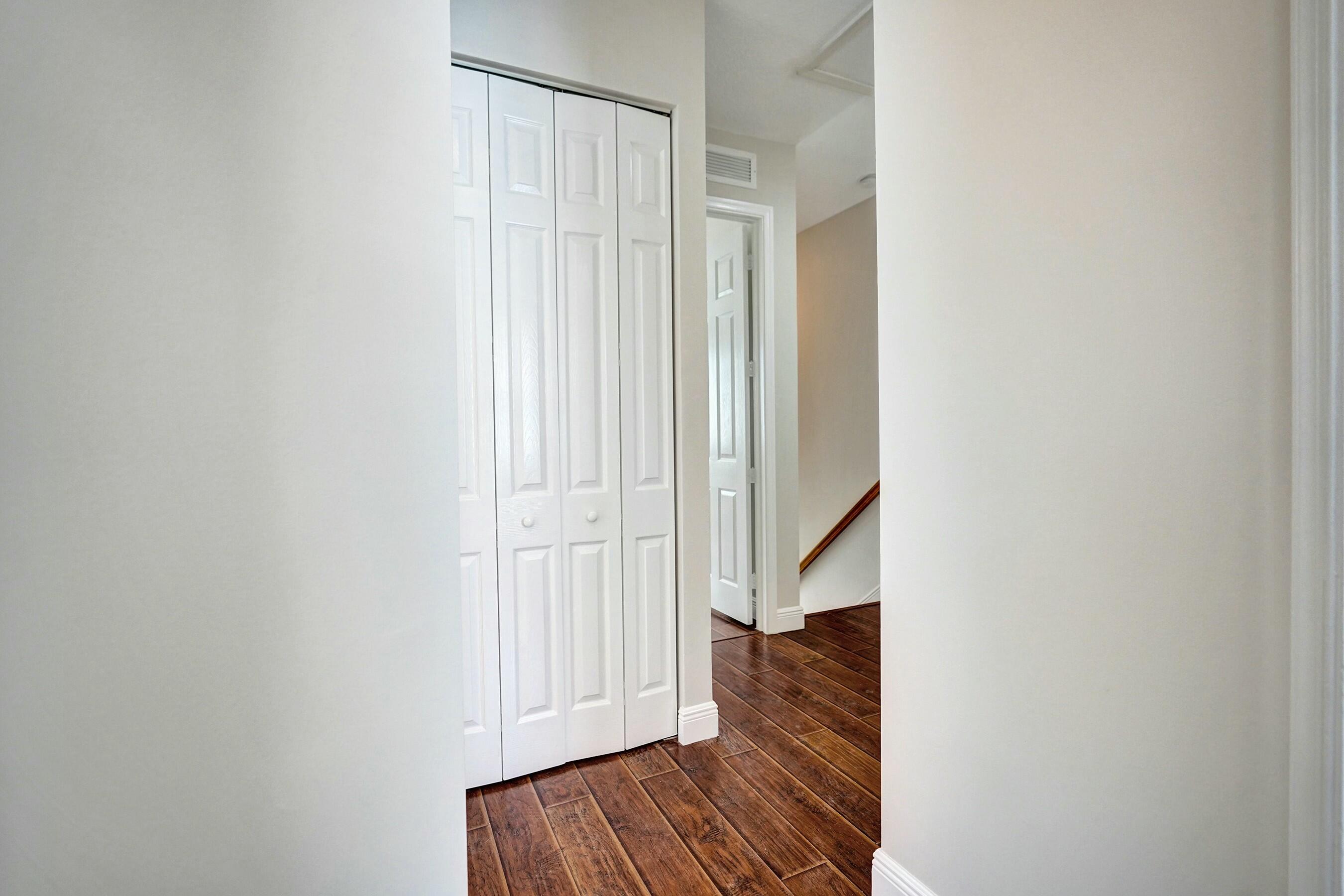 RENAISSANCE COMMONS PUD - Residential Lease