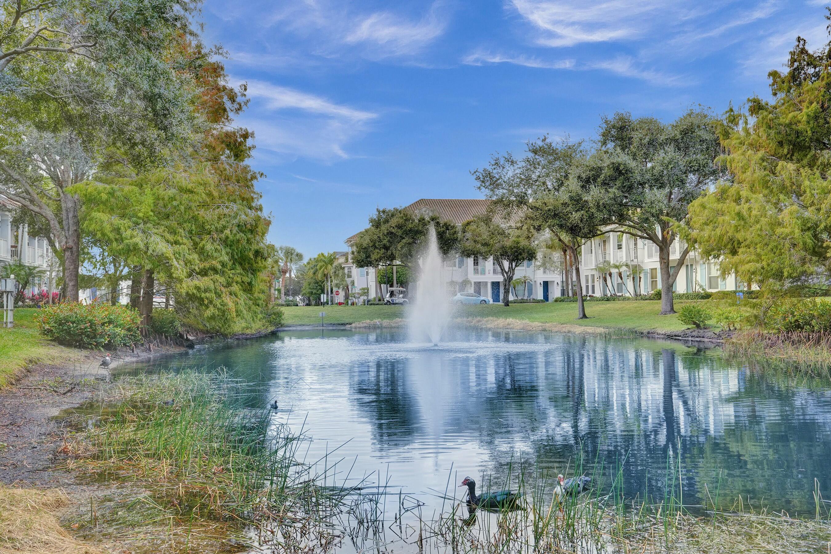 RENAISSANCE COMMONS PUD - Residential Lease