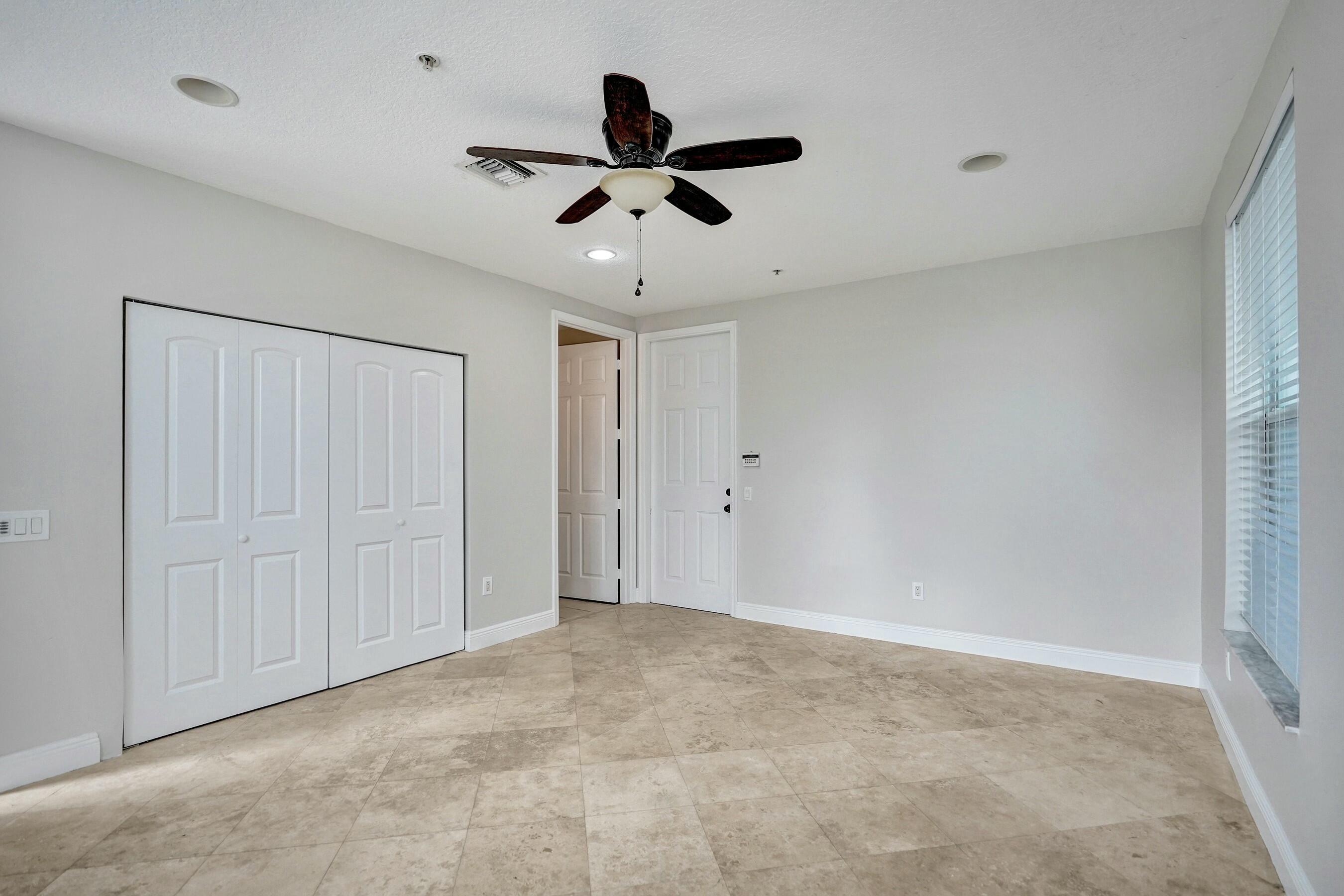 RENAISSANCE COMMONS PUD - Residential Lease