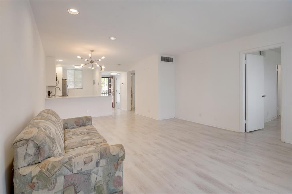 FOUNTAINS OF PALM BEACH CONDO 2 - Residential