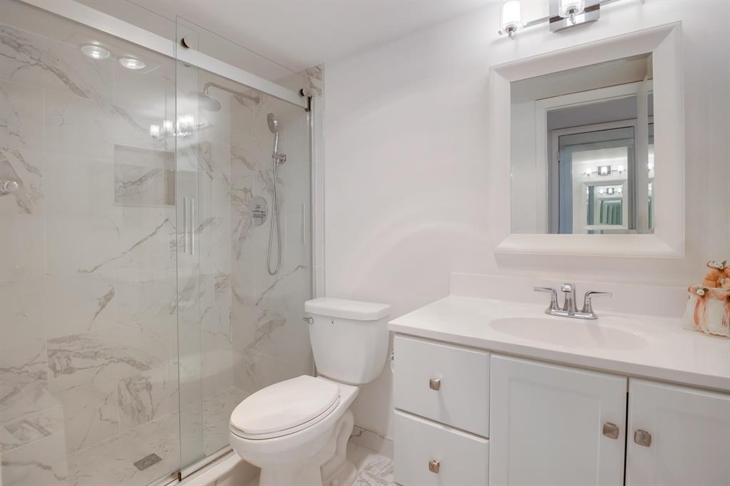 FOUNTAINS OF PALM BEACH CONDO 2 - Residential