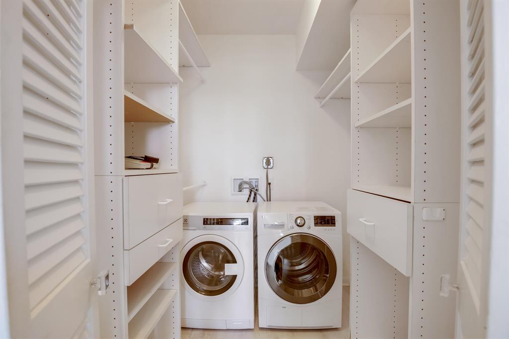 FOUNTAINS OF PALM BEACH CONDO 2 - Residential