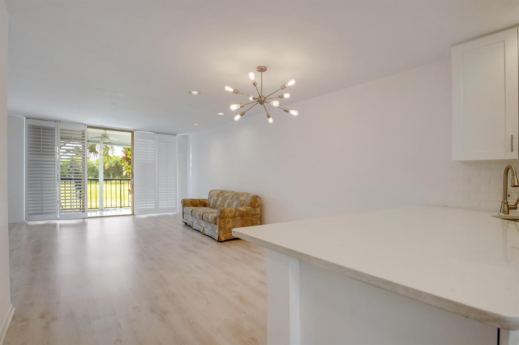 FOUNTAINS OF PALM BEACH CONDO 2 - Residential