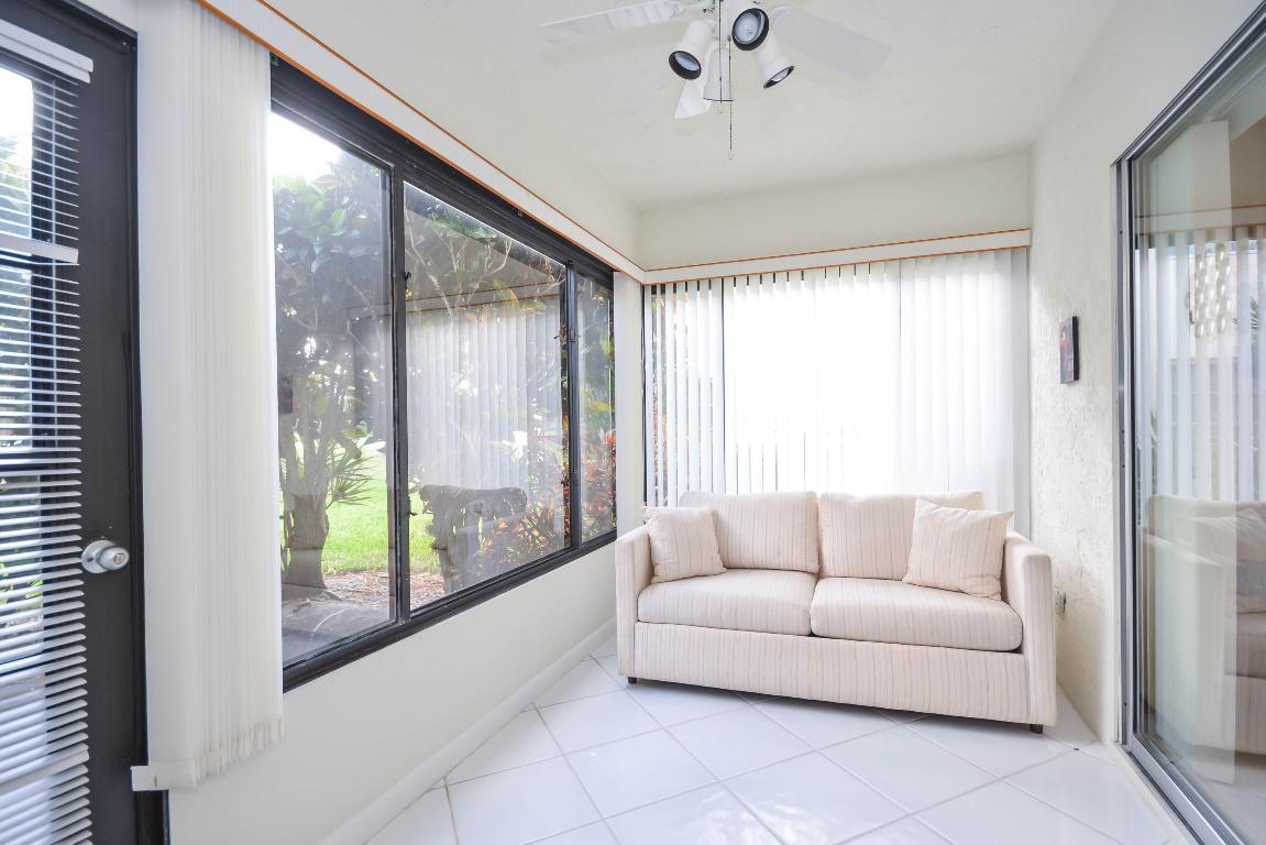 Palm Greens at Villa Del Ray - Residential