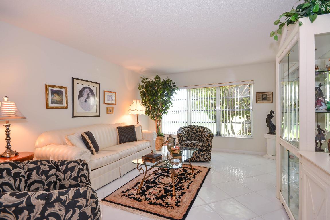 Palm Greens at Villa Del Ray - Residential