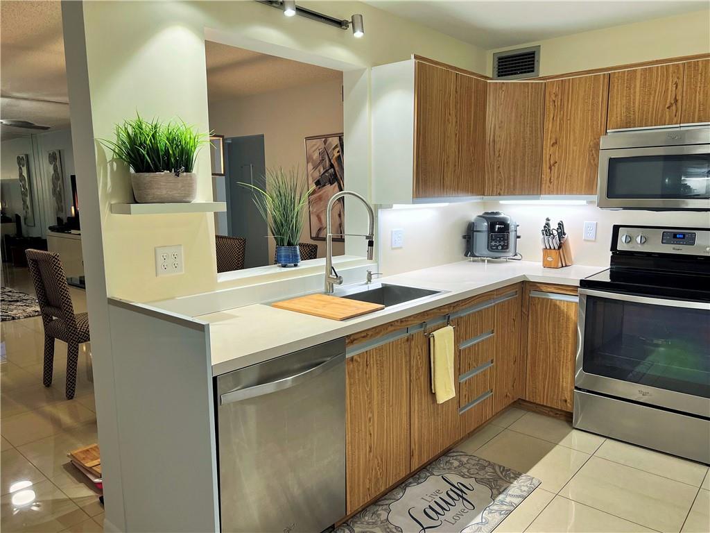 WYNMOOR - Residential