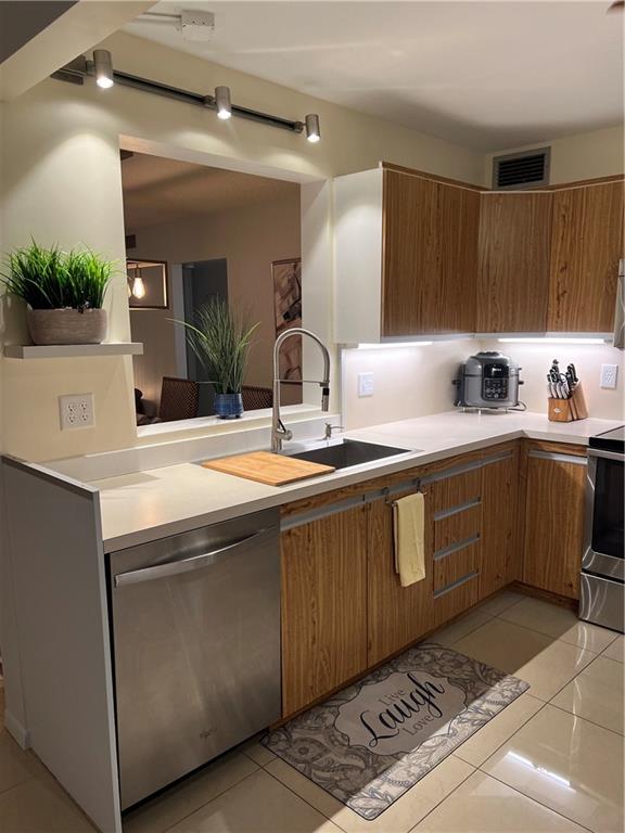 WYNMOOR - Residential