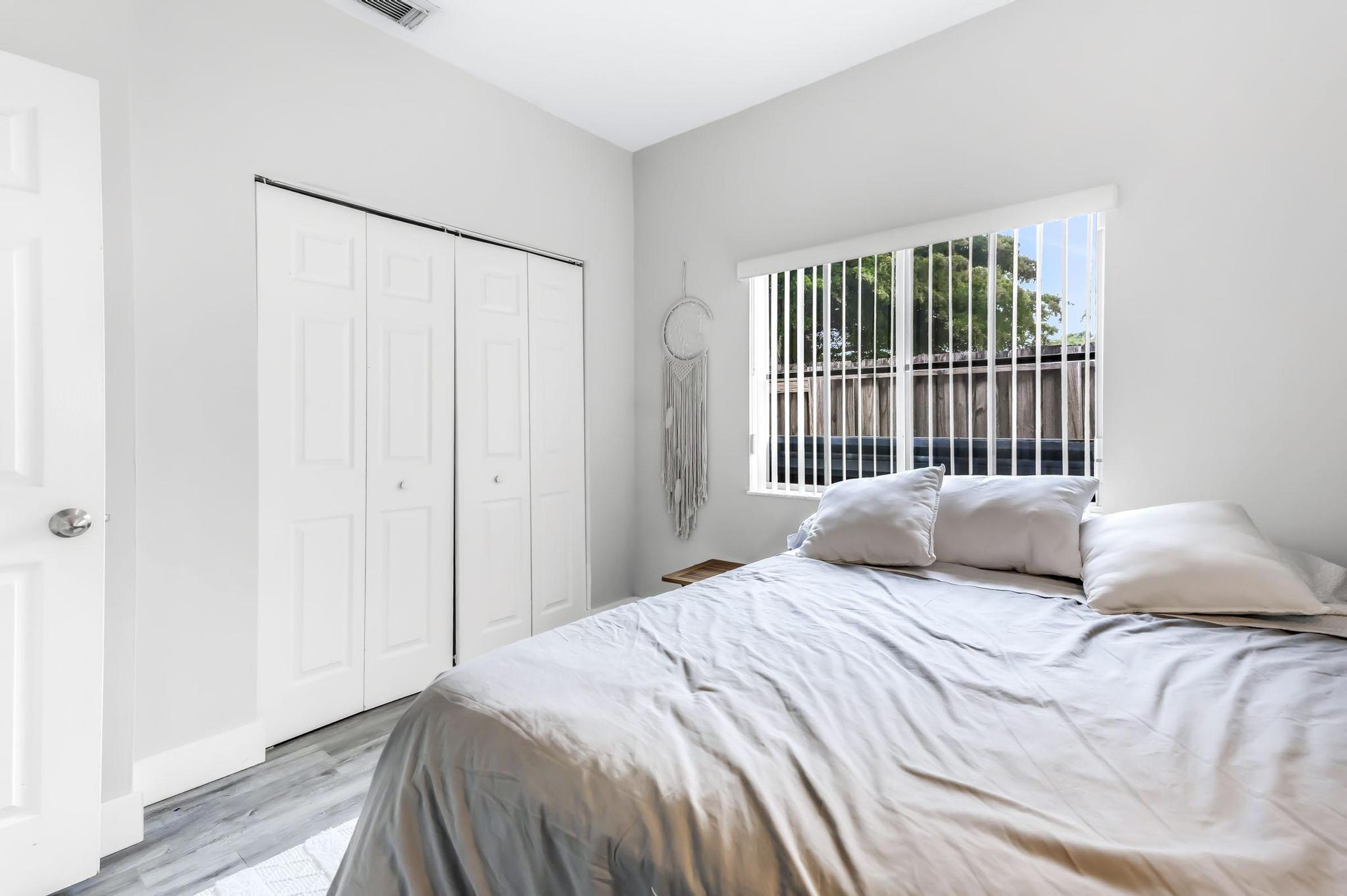SILVER PALM HOMES - Residential