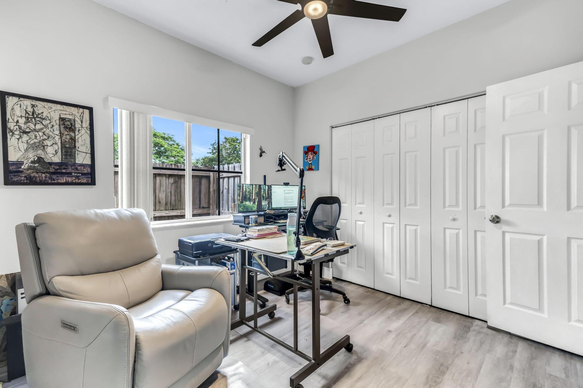 SILVER PALM HOMES - Residential