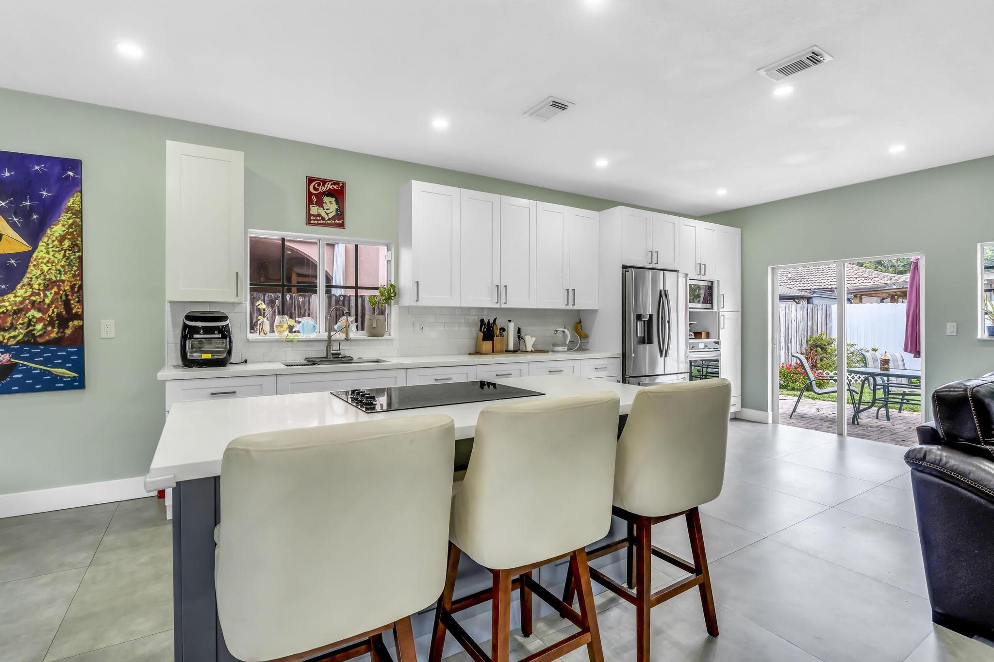 SILVER PALM HOMES - Residential
