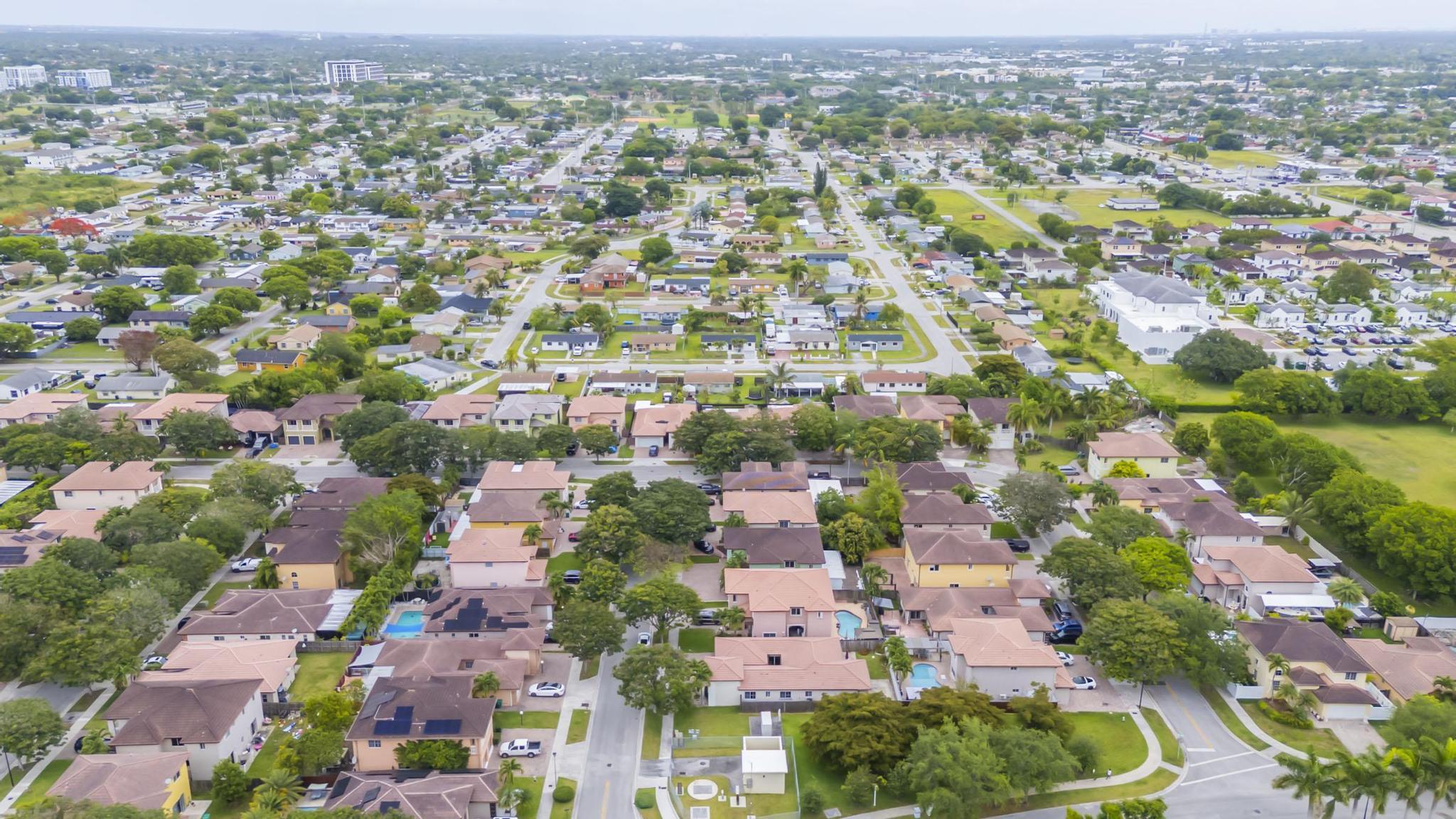 SILVER PALM HOMES - Residential