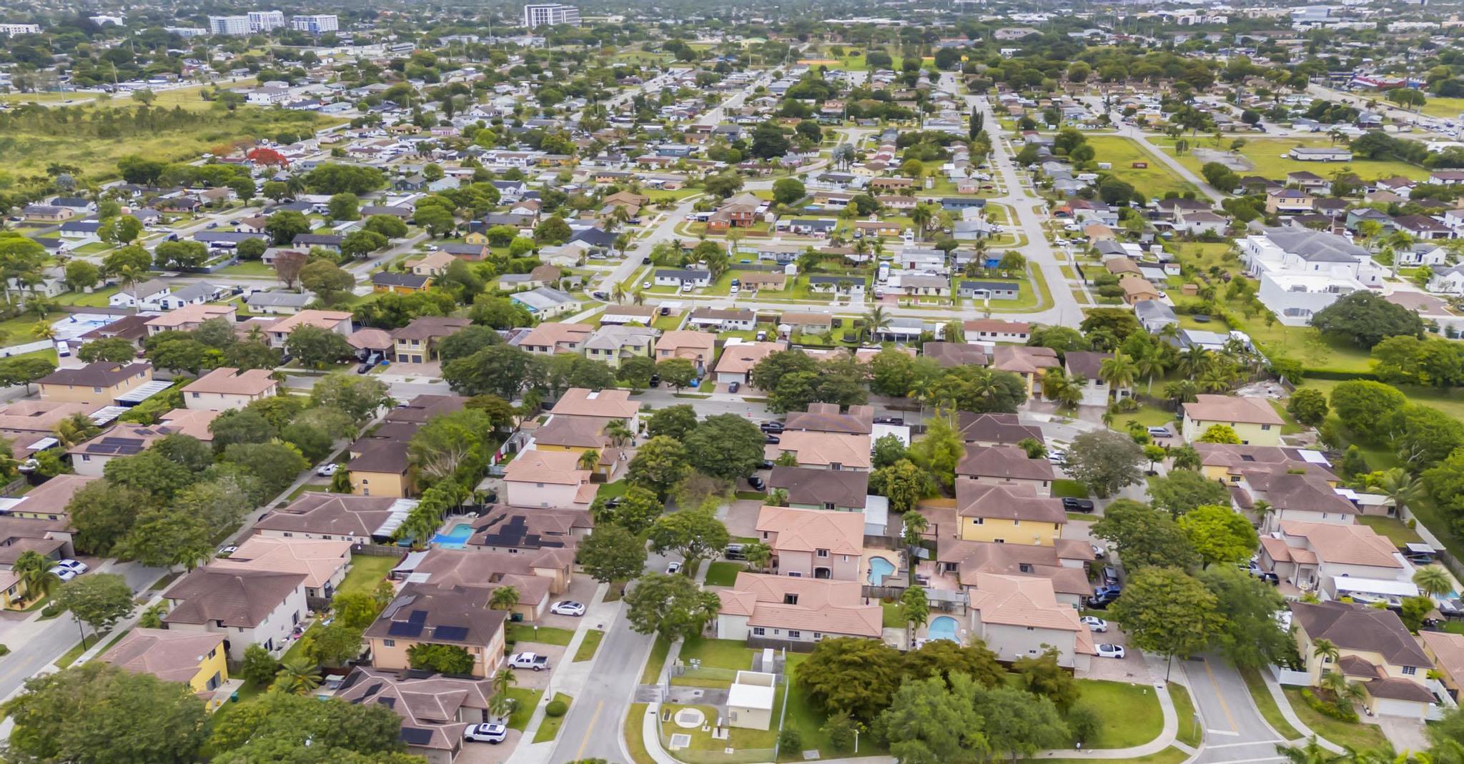 SILVER PALM HOMES - Residential