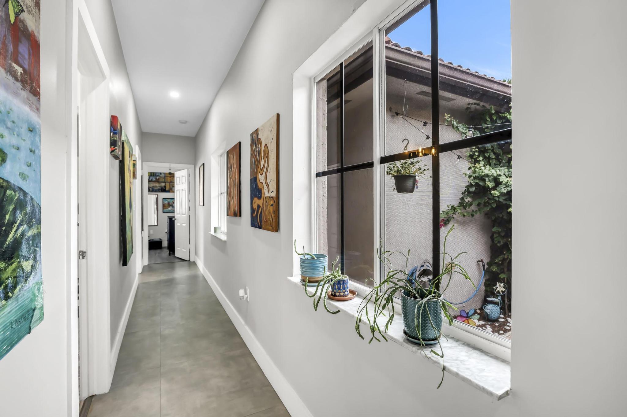 SILVER PALM HOMES - Residential
